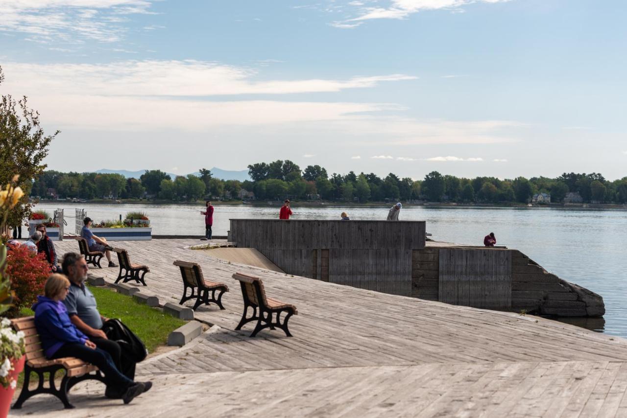 La Cache Du Lac Champlain Venise-en-Québec Exteriör bild